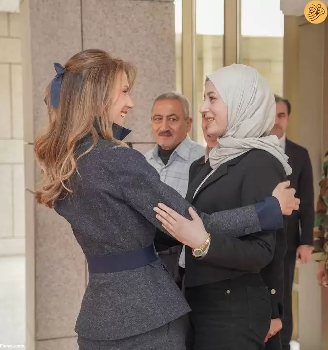 تصاویر - دیدار همسر بشار اسد با دانش آموزان ممتاز