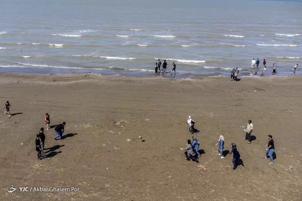 تصاویر - حال و هوای سواحل مازندران در ایام نوروز