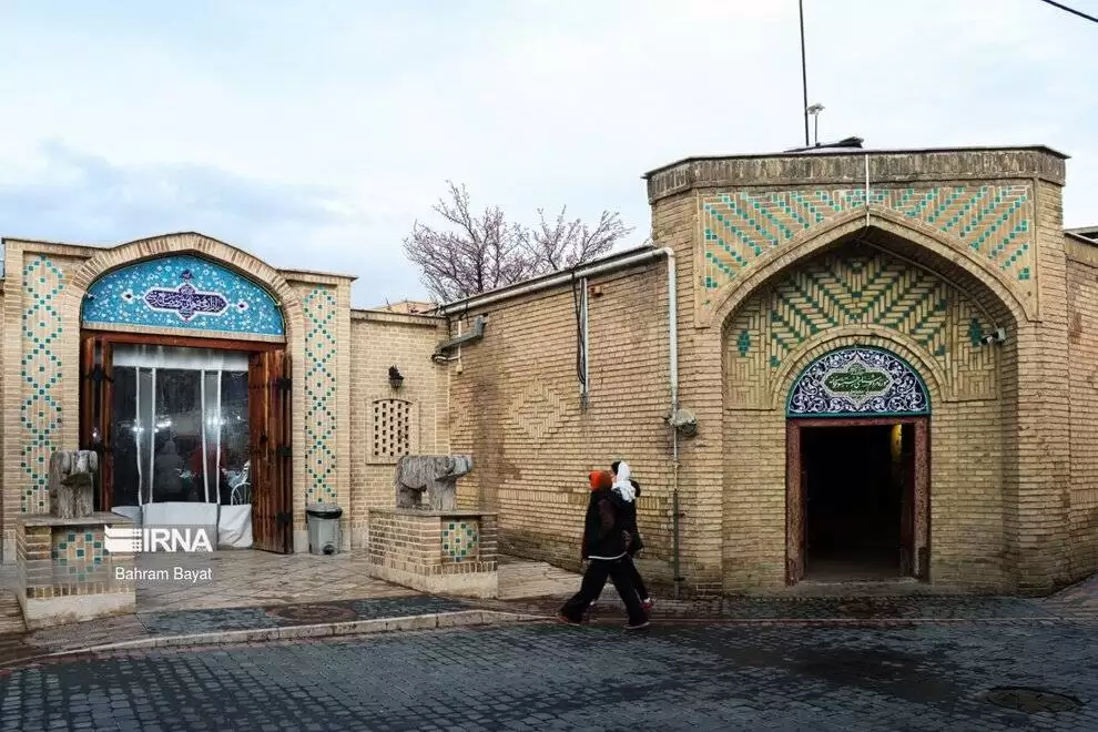 تصاویر - گردشگران نوروزی در رختشویخانه زنجان