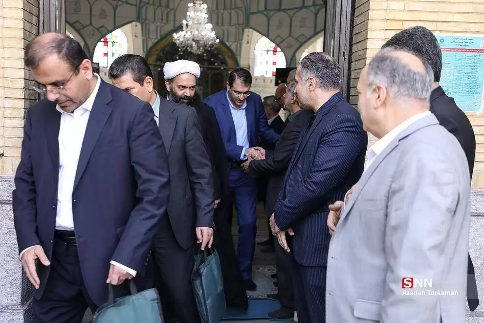 تصاویر - احمدی نژاد در مراسم گرامیداشت حمید بهبهانی