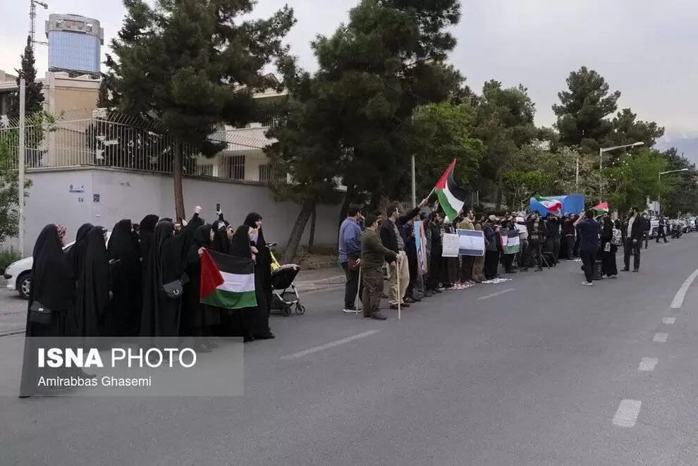 تصاویر - تجمع اعتراضی مقابل سفارت اردن در تهران