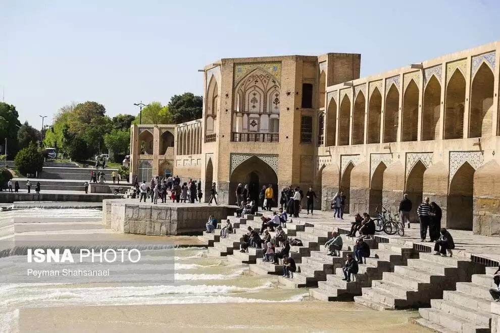 تصاویر - زندگی در اصفهان جاری است