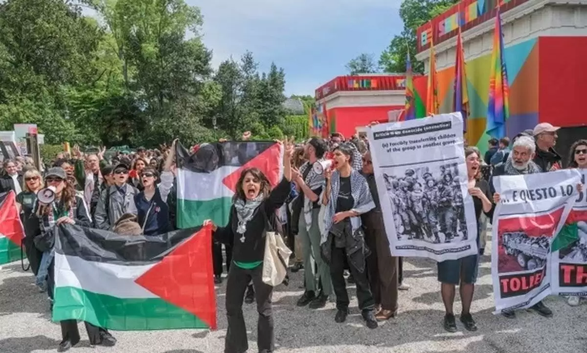 تجمعات اعتراضی با شعار "مرگ در ونیز جایی ندارد" در دوسالانه ونیز -  اروپا هم اسرائیل را پس زد