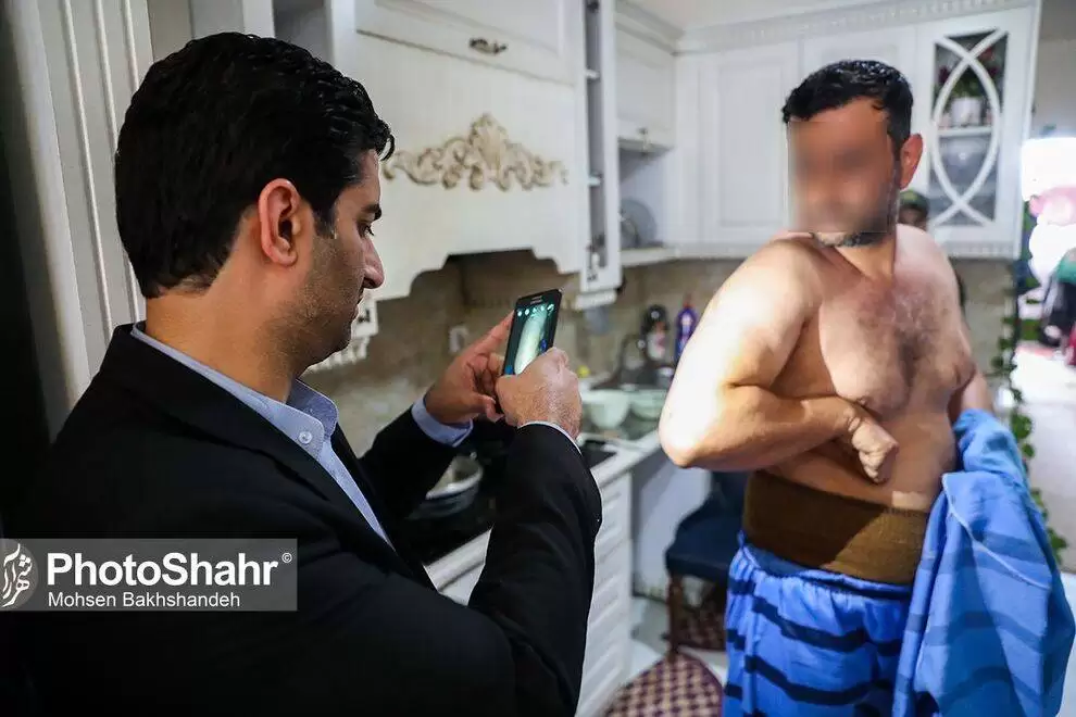 تصاویر - بازسازی صحنه قتل در خیابان مطهری مشهد