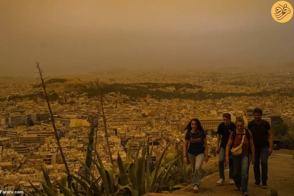 تصاویر - گرد و غبار آفریقا آسمان پایتخت یونان را پوشاند