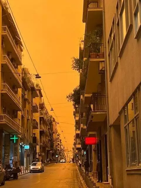 آسمان این شهر نارنجی شد -  عکس