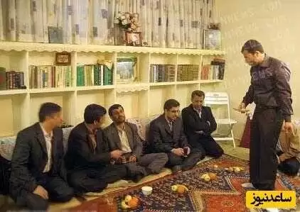 تصاویر - برگزار شدن نماز جماعت پشت سر محمود احمدی نژاد!
