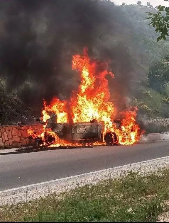 تصاویر حمله پهپادی اسرائیل به یک خودروی غیرنظامی