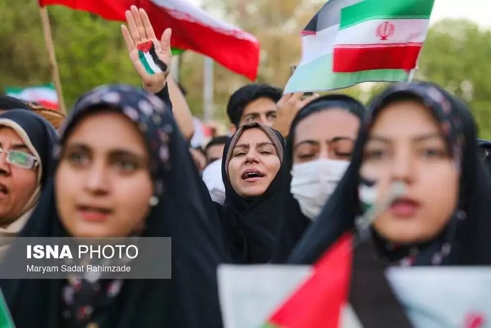 تصاویر - دانشجویان شیرازی هم تجمع کردند