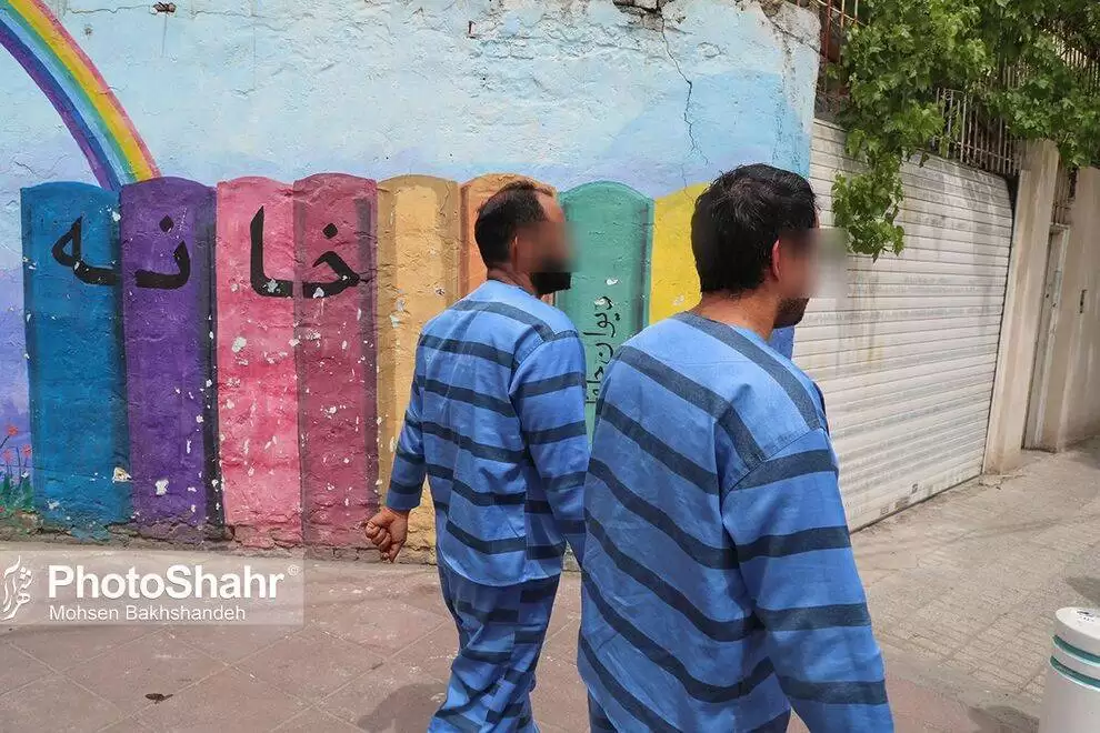 تصاویر - عاملان برادرکشی در مشهد صحنه جنایت را بازسازی کردند