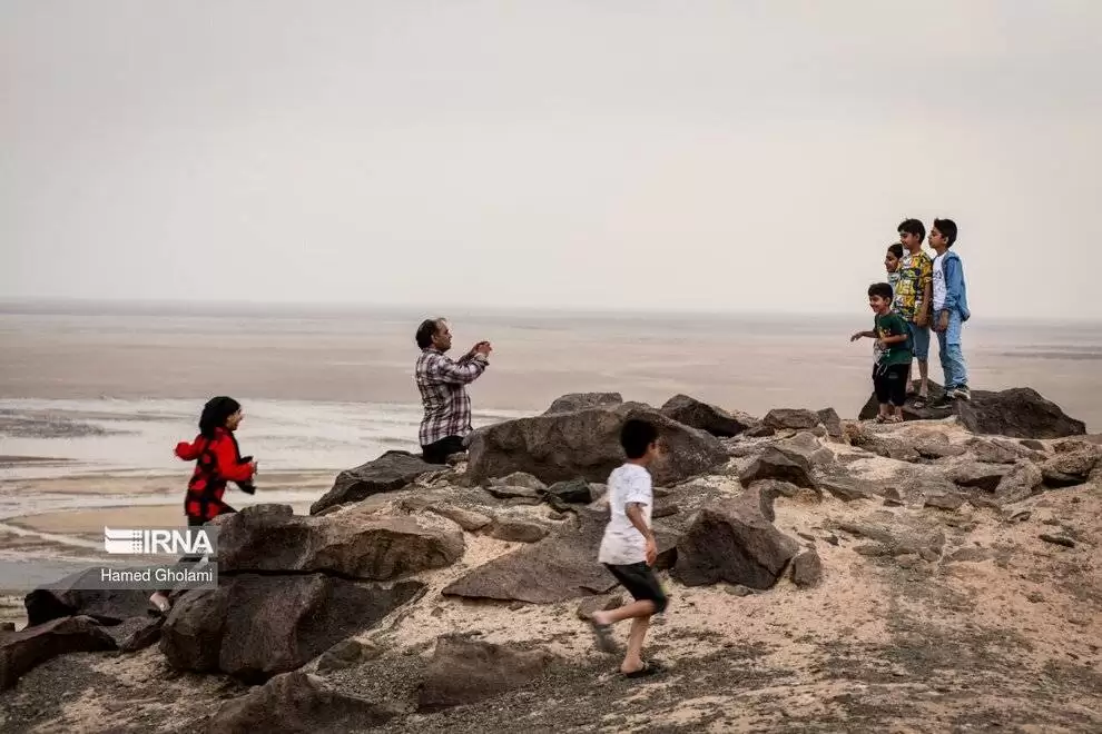 تصاویر - آب در راه سیستان