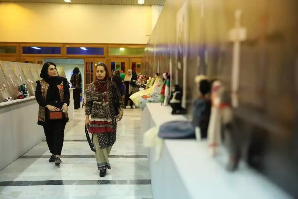 افتتاح دو نمایشگاه نقشه های تاریخی و کهن خلیج فارس و عروسک های بومی اقوام ایرانی برای نخستین بار در خوزستان