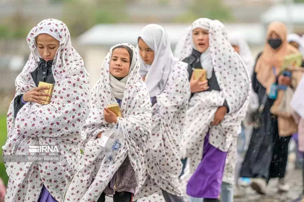 تصاویر - جشن تکلیف 2000 دختر افغانستانی