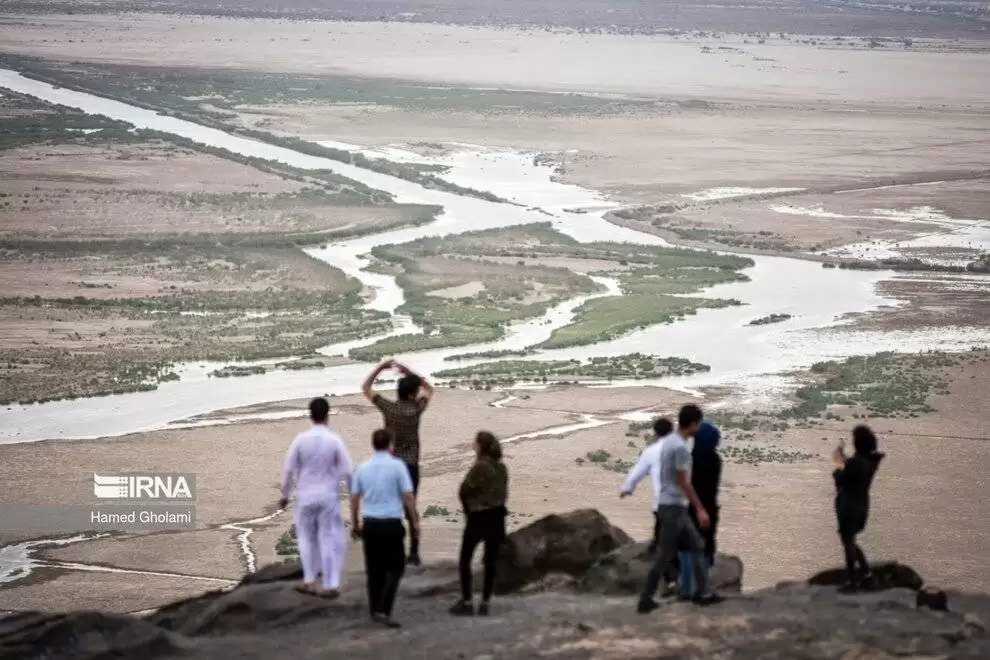 تصاویر - آب در راه سیستان