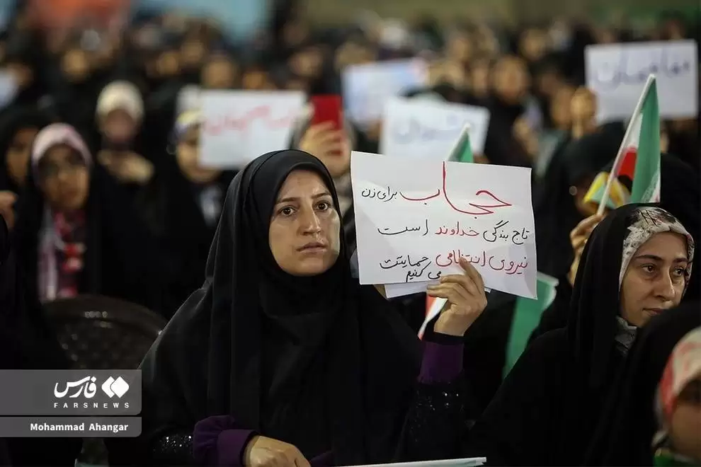 تصاویر - دست نوشته های حامیان عفاف و حجاب در اهواز