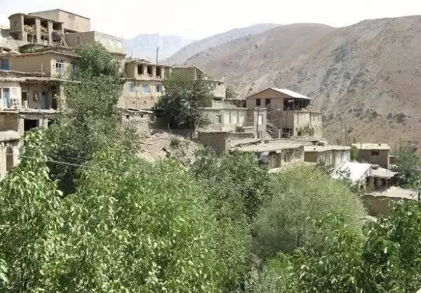 حریم و  روستاهای شرق تهران برای گذران اوقات فراغت محل مناسبی هستند  -   همدردی با آبشار اشک ریز