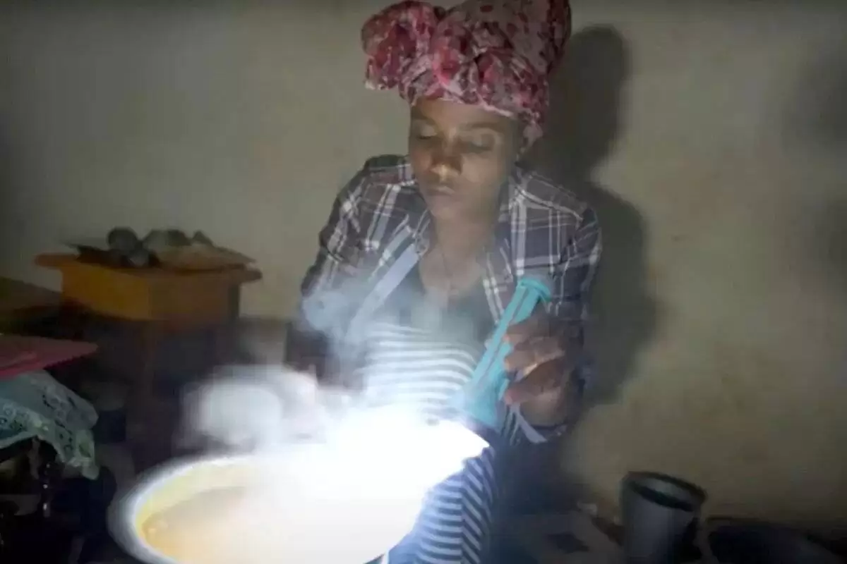 زنی که پزشکان دنیا را متحیر کرد -  16 سال زندگی بدون آب و غذا -  عکس