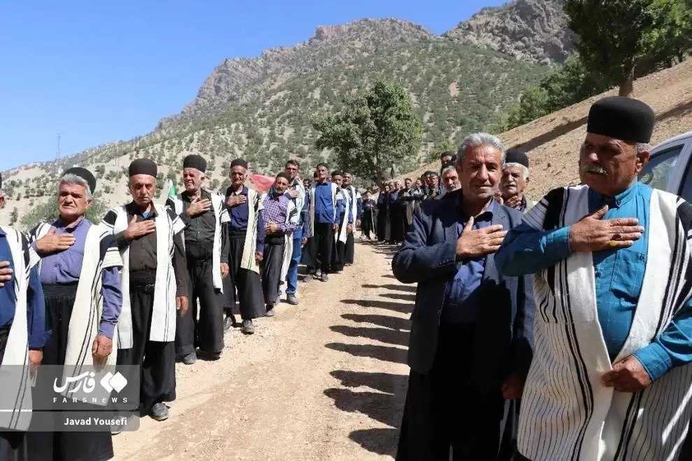 تصاویر - مراسم بزرگداشت شهید سید مهدی موسوی در روستای پدری