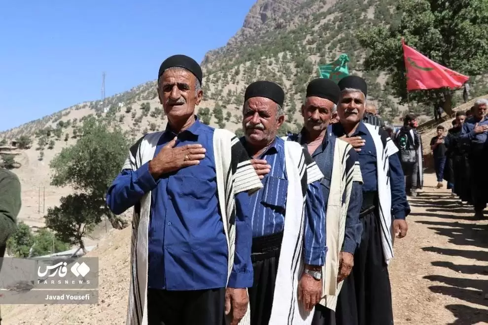 تصاویر - مراسم بزرگداشت شهید سید مهدی موسوی در روستای پدری