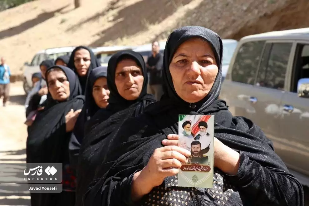 تصاویر - مراسم بزرگداشت شهید سید مهدی موسوی در روستای پدری