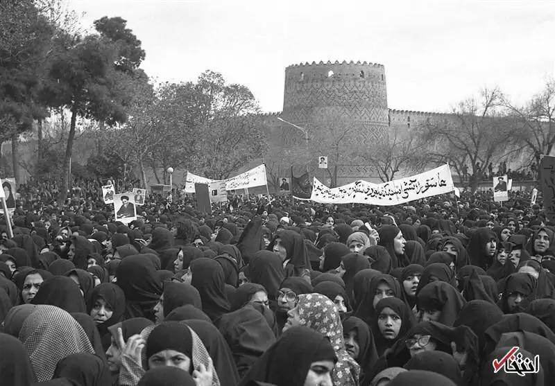 (عکس) یک تظاهرات انقلابی در شیراز