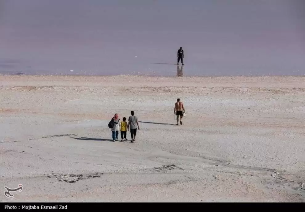 تصاویر - مسافران تابستانی دریاچه ارومیه