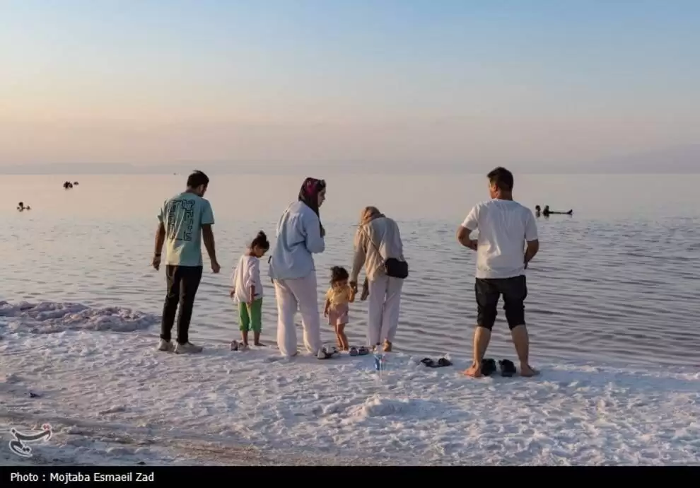 تصاویر - مسافران تابستانی دریاچه ارومیه