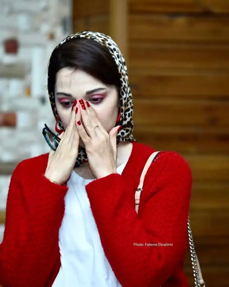 بیوگرافی کامل روشنک گرامی، زندگی شخصی و ماجرای نجاتش از دست تهیه کننده توسط رضا عطاران + عکس
