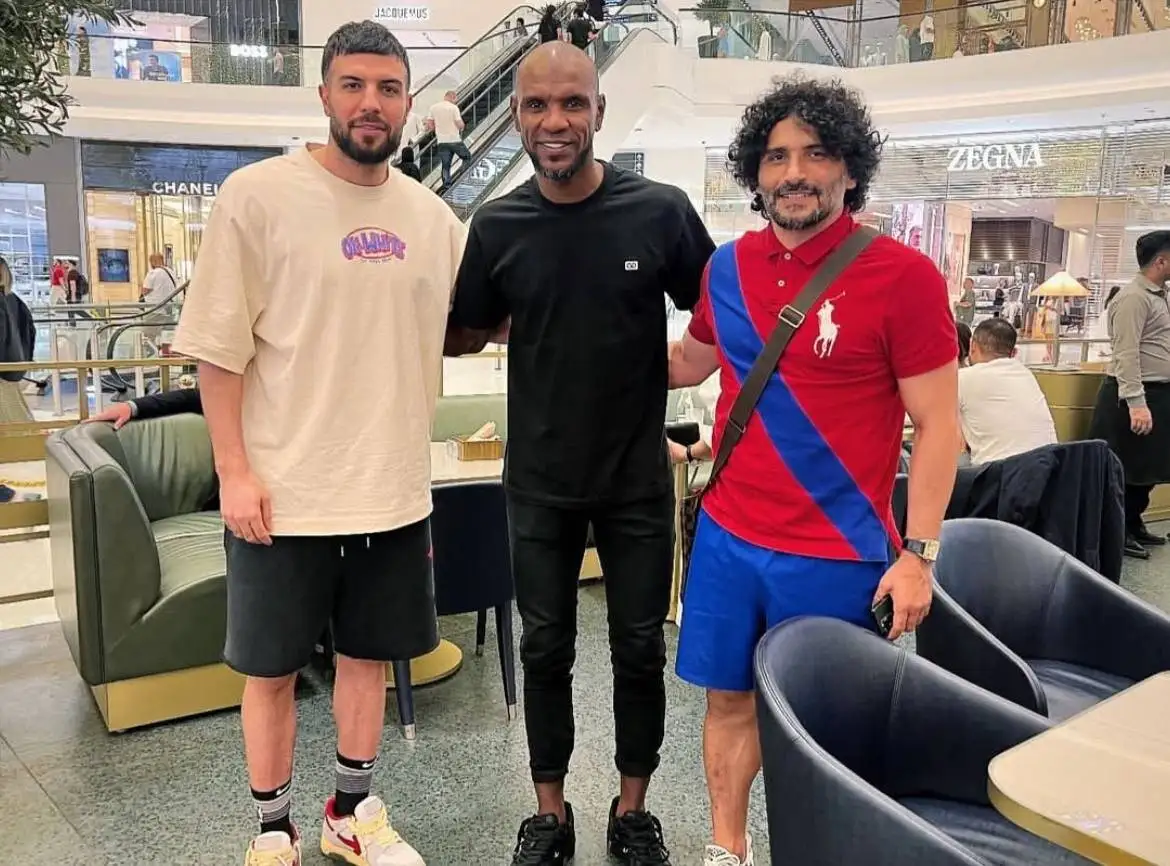 تصویر  -  ملاقات ستاره پرسپولیسی با بازیکن سابق بارسلونا