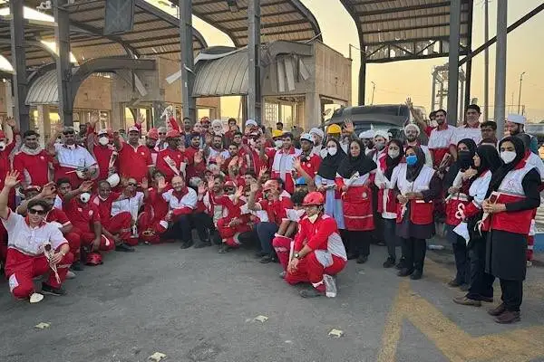 دیدار نماینده ولی فقیه با امدادگران جمعیت هلال احمر در بندرعباس