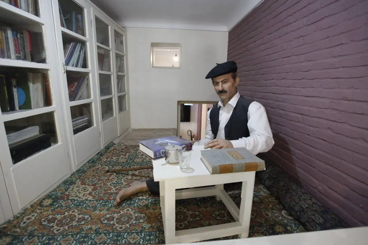 شما هم به خانه سیمین و جلال دعوتید