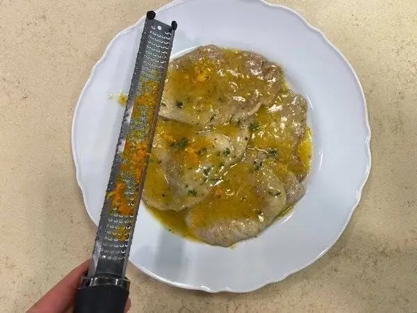  اسکالوپینه پرتقالی ؛ غذایی ساده ، سبک ، شیک برای میزهای خاص