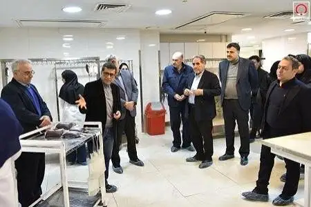 بیمارستان ها یک همت به سازمان انتقال خون بدهی دارند  -  20 هزار واحد خون از مراکز درمانی جمع آوری شد