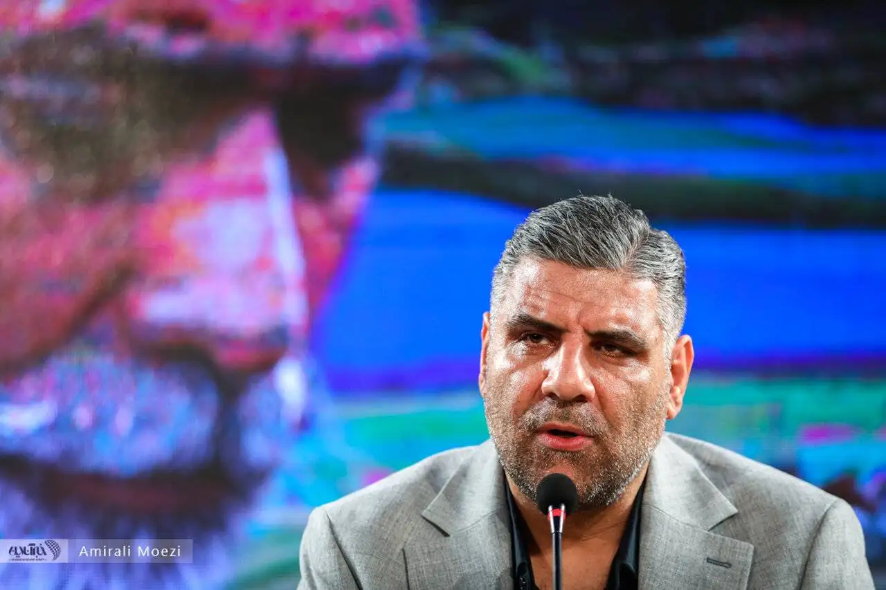 تصاویر  -  از بغض و ناراحتی تا ماجرای کاهش وزن آقای بازیگر؛ فتوکال و جلسه خبری فیلم سینمایی (پل) در جشنواره فجر