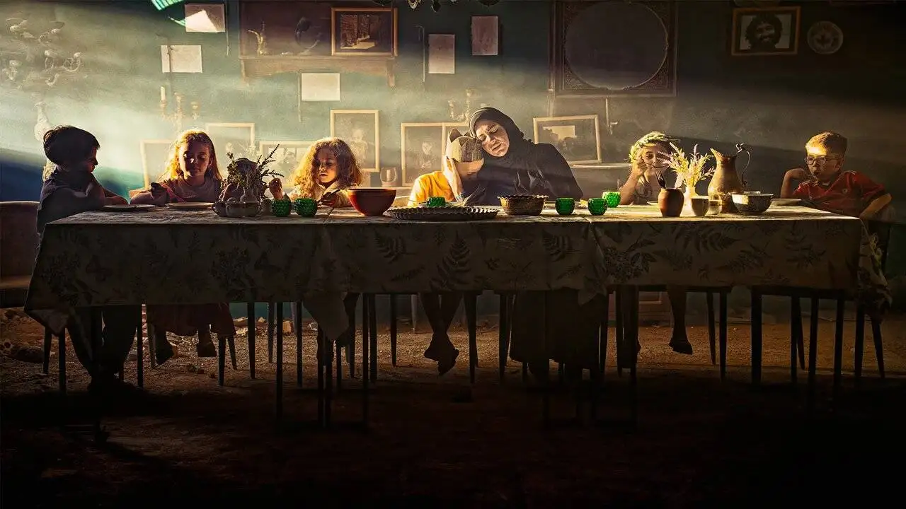 بابک خواجه پاشا: آسیب روحی که در هنگام ساخت (سرزمین فرشته ها) خوردم بسیار زیاد بود -  بچه های امروز، فردا خواهند پرسید در روزهای سخت برای مان چه کردید؟