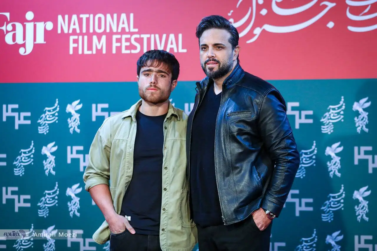 تصاویر  -  از بغض و ناراحتی تا ماجرای کاهش وزن آقای بازیگر؛ فتوکال و جلسه خبری فیلم سینمایی (پل) در جشنواره فجر