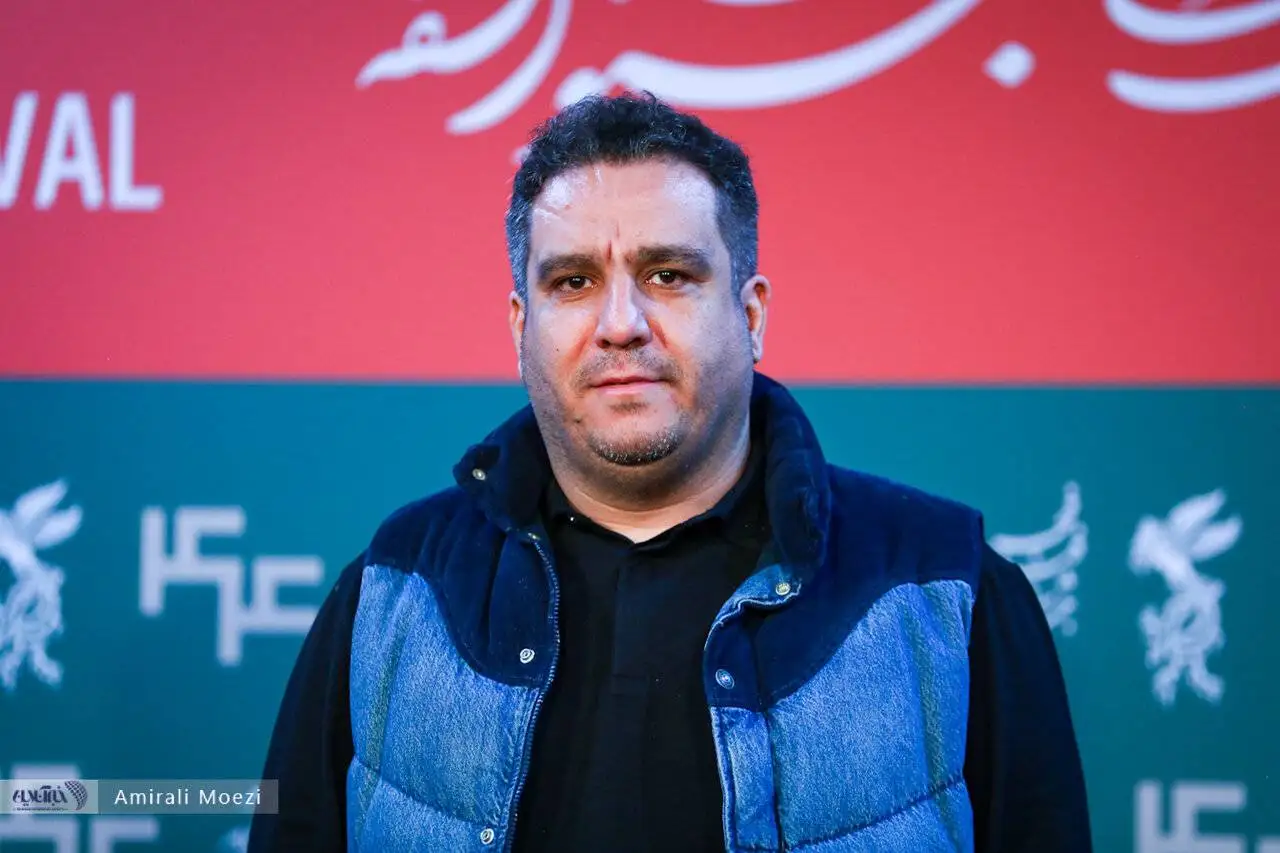 تصاویر  -  از بغض و ناراحتی تا ماجرای کاهش وزن آقای بازیگر؛ فتوکال و جلسه خبری فیلم سینمایی (پل) در جشنواره فجر