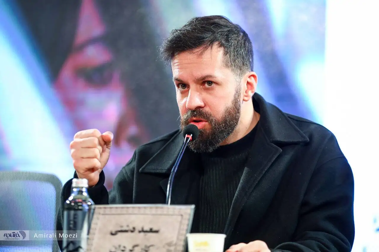 فروریختن تصویر یک بازیگر زن در فضای مجازی -  سعید دشتی: (بیلبورد) اگر چیزی هم که باید نشده، دست کم تجربه ای برای ادامه مسیر است