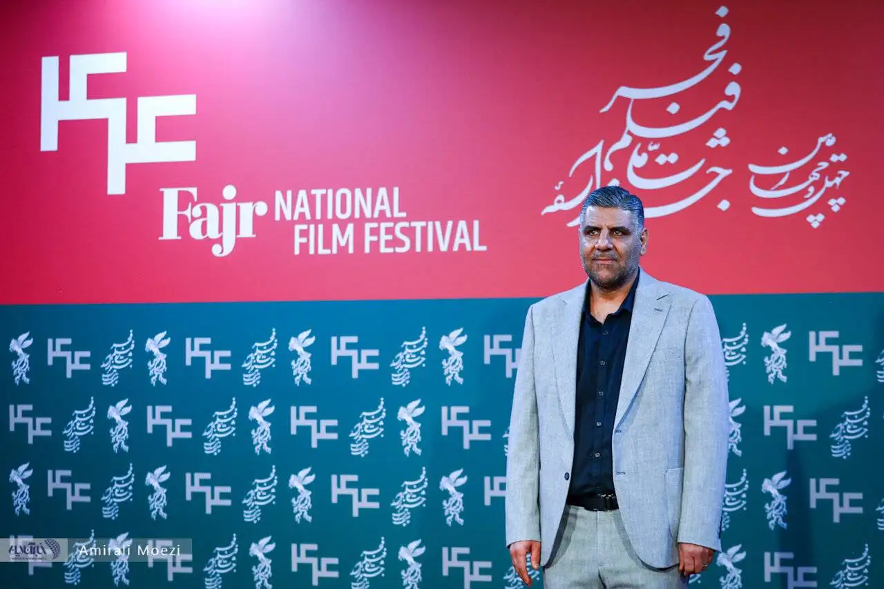 تصاویر  -  از بغض و ناراحتی تا ماجرای کاهش وزن آقای بازیگر؛ فتوکال و جلسه خبری فیلم سینمایی (پل) در جشنواره فجر