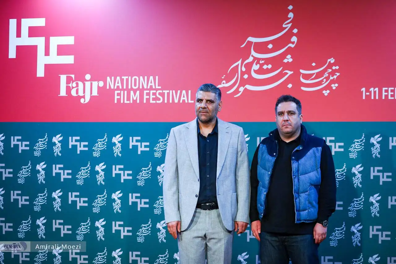 تصاویر  -  از بغض و ناراحتی تا ماجرای کاهش وزن آقای بازیگر؛ فتوکال و جلسه خبری فیلم سینمایی (پل) در جشنواره فجر