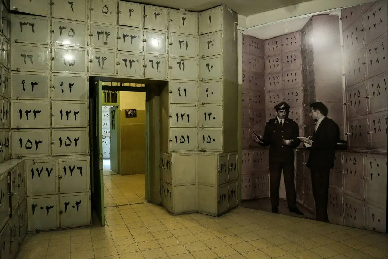 عمارت تاریکی  -  تصاویری از مخوف ترین شکنجه گاه رژیم پهلوی که حالا موزه عبرت ایران است