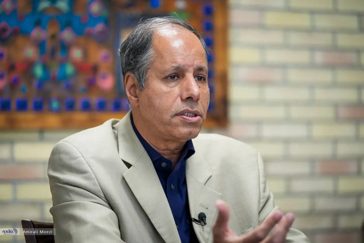 بهانه جویی برای گرانی انرژی -  اورعی: (بد مصرفی) مردم هم تقصیر مسئولین است -  دولت پس از شوک ارزی، در پی تحمیل شوک انرژی است