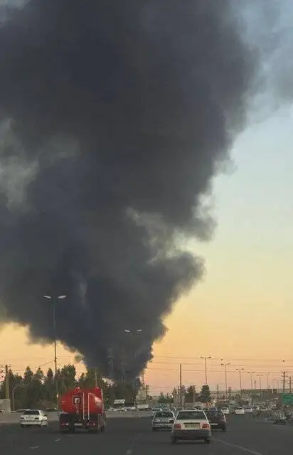 جزئیات آتش سوزی در کارخانه تولید کفش در تهران