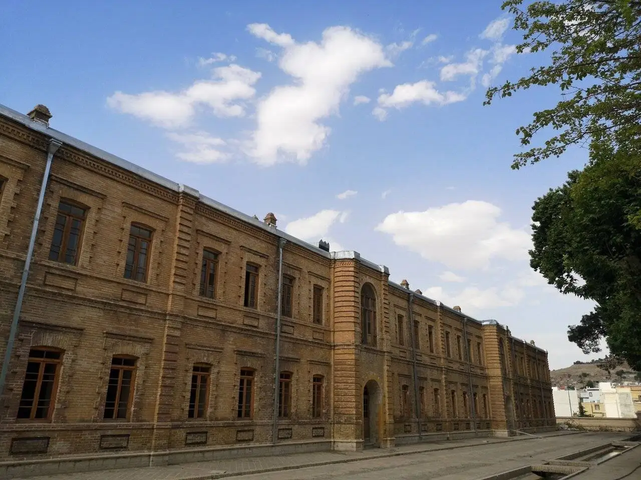 جزئیات خسارت میراث فرهنگی لرستان در جنگ تحمیلی -  عکس