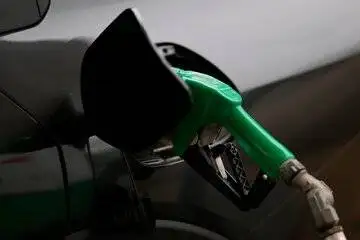 بحران شدید سوخت در آمریکا کم کم نمودار می شود  -  پس از افزایش قیمت به زودی نوبت کمبود فیزیکی سوخت می رسد