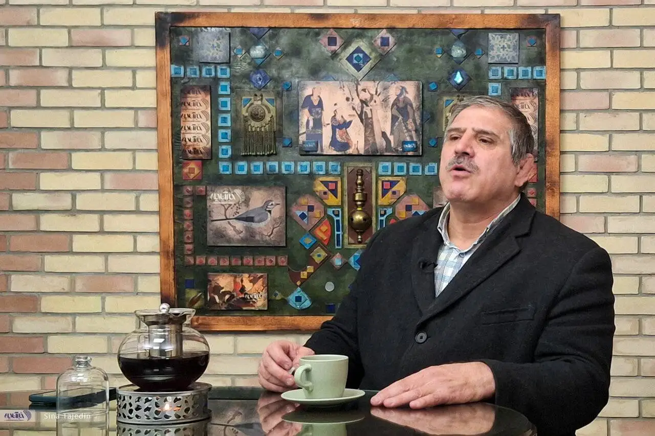 عباس جدیدی: با علیرضا دبیر پدرکشتگی ندارم، کاپیتان و بزرگ تر او هستم - در شورای شهر نه در فهرست اصولگراها بودم و نه در فهرست اصلاح طلب ها!
