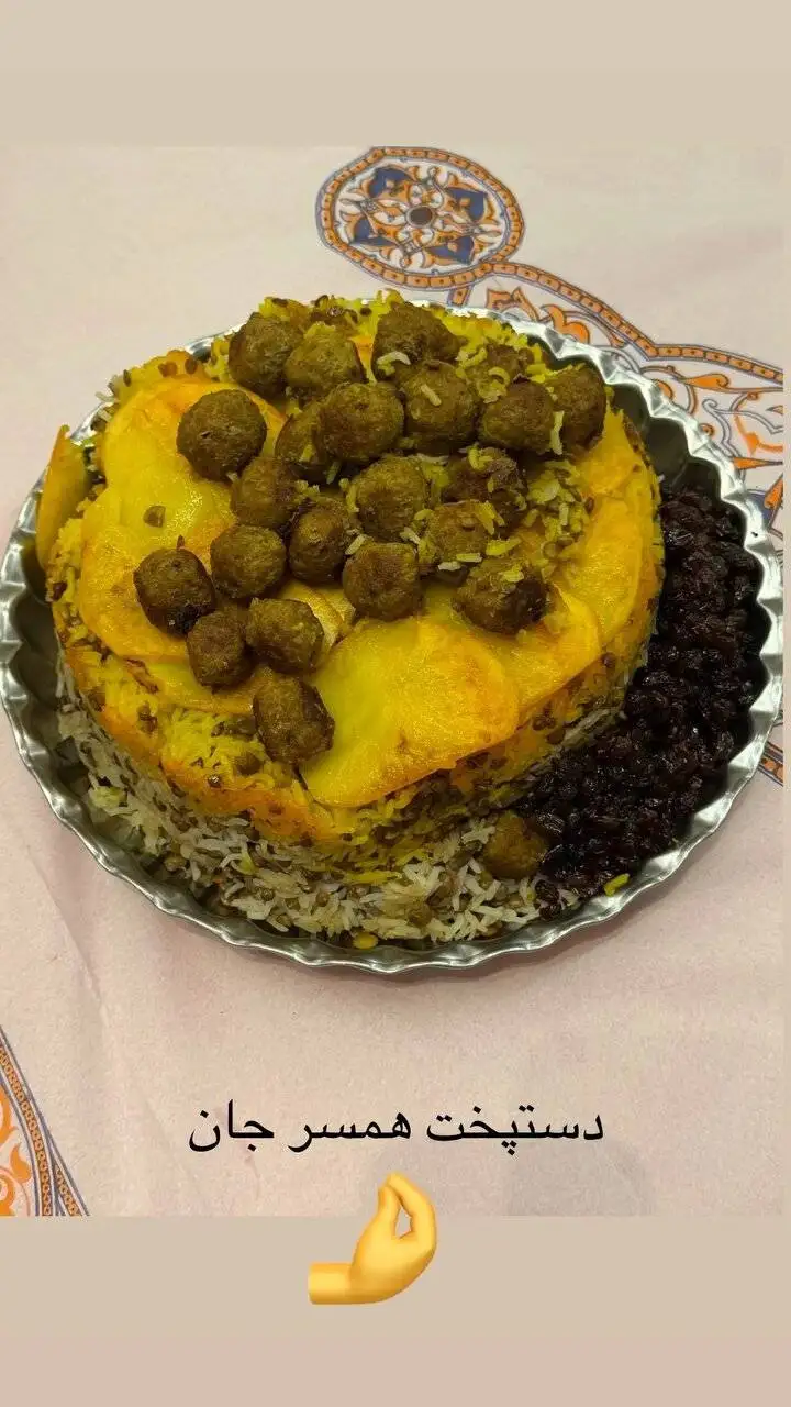 تصویر  -  مهران غفوریان این بار با هنرنمایی همسرش اعلام عشق کرد
