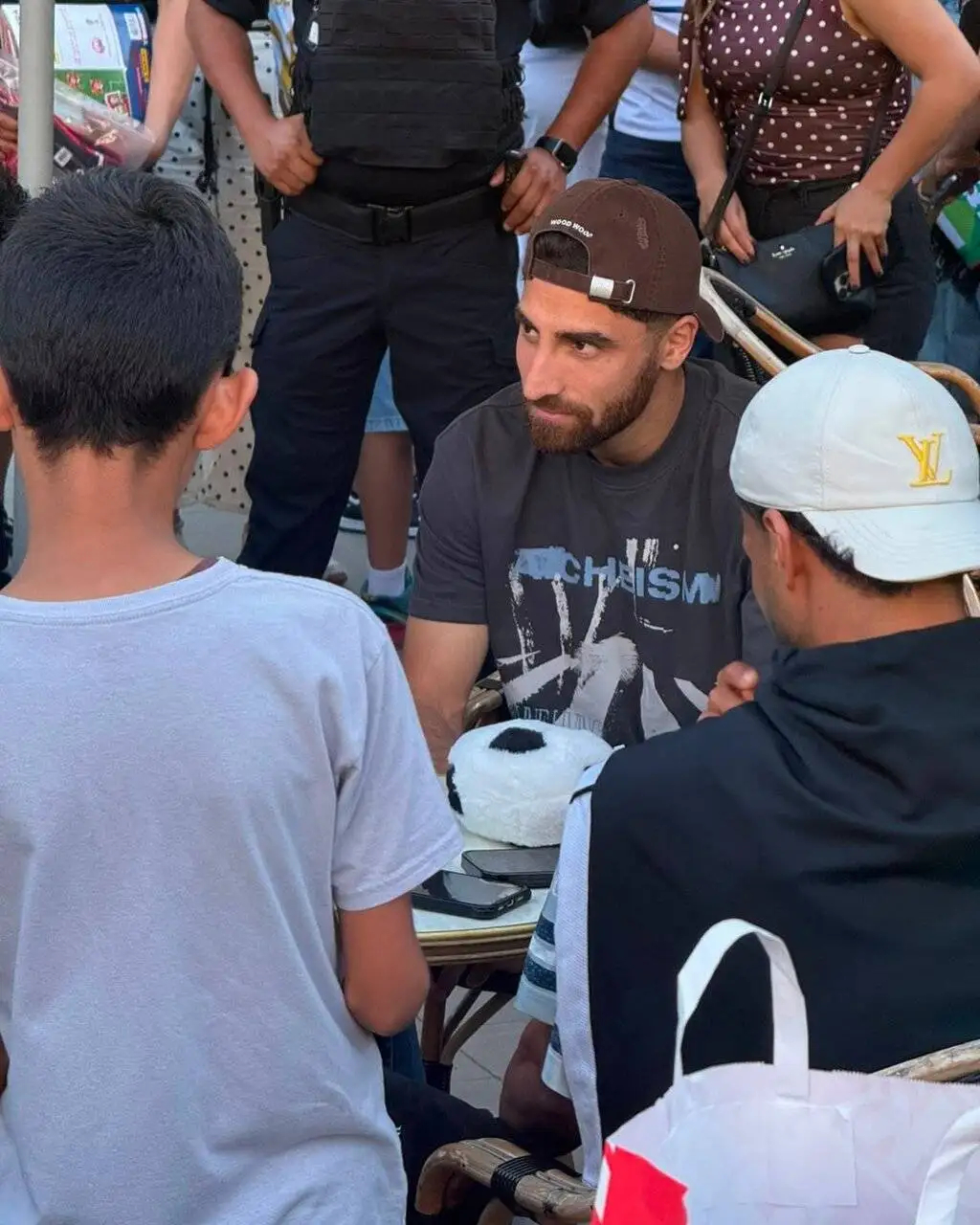 تصویر  -  گشت وگذار بازیکنان تیم ملی در تیخوانا بعد از حذف