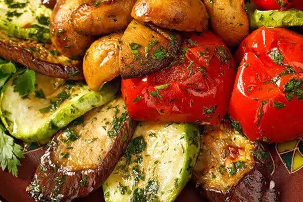 غذایی ساده که فقط با رفتن به یک سبزی فروشی آماده می شود