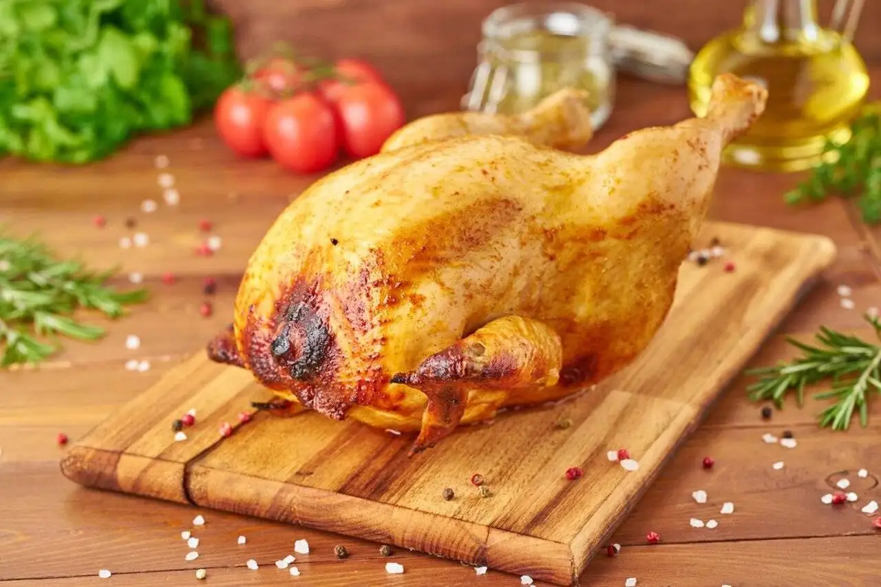 سالاد مرغ متفاوت متیو مک کانهی؛ ساده، خلاقانه و بدون دورریز + روش تهیه